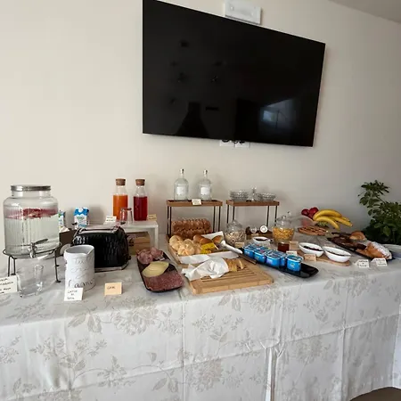 Pratelli Bed & Breakfast 3*